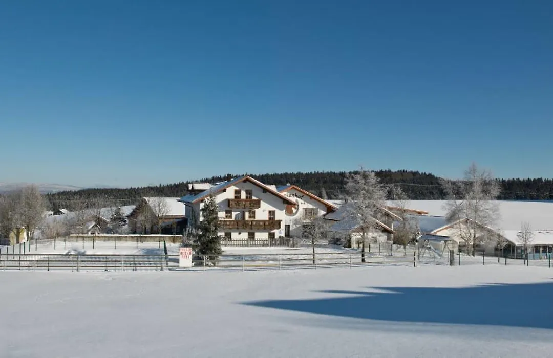 Ferienhof Schoppa-Haisl-1